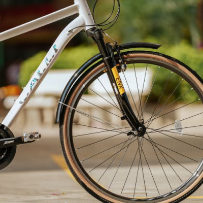 Xe đạp thể thao CALLI H3000 Khung nhôm cao cấp, tem phản quang 