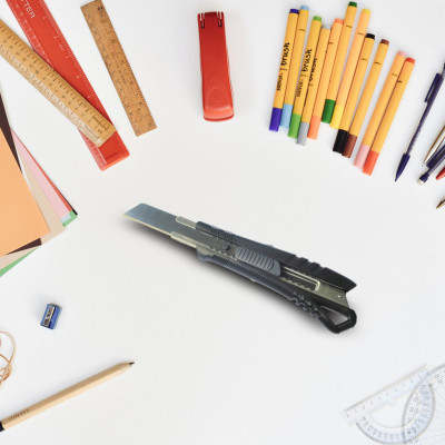 Dao rọc đa năng khóa trượt KDS L-34A BK LTD