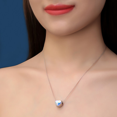 Dây chuyền Swarovski Trái Tim Ánh Pha Lê