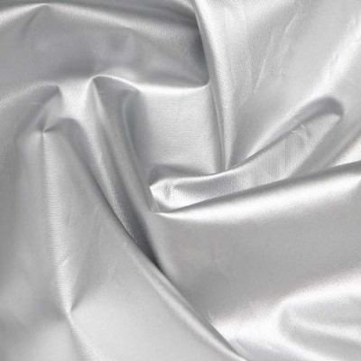 Bạt Phủ Xe Ô TÔ 7 Chỗ Được May Đo Theo Từng Kích Thước Dáng Xe, Bạt Trùm Xe Hơi Vải Dù Cao Cấp Chắn Nắng Mưa Hiệu Quả