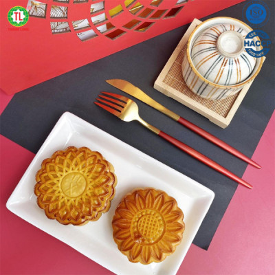 HỘP BÁNH TRUNG THU 4 BÁNH CHAY 220G - COMBO CHAY 4 - THÀNH LONG 880G - TẶNG 1 HỘP TRÀ