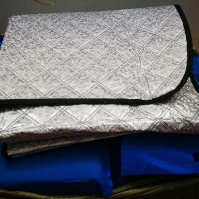 Tấm Che Chống Nắng Xe Hơi 4,5,7 Chỗ  Phản Quang, cách nhiệt kính trước cho xe ô tô dầy 3 lớp, 1 mặt tráng nhôm