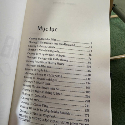 (Tái bản 2025) KYLIAN MBAPPÉ - CẬU BÉ VÀNG – Luca Caioli & Cyril Collot – Việt Cường dịch - THBooks – NXB Hà Nội