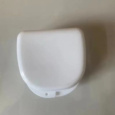 Hộp đựng khay niềng răng, hàm duy trì, chỉnh nha, máng nha khoa tiện lợi nhiều màu