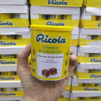 Kẹo ngậm đau họng Ricola Shweizer Krauterzucker tạo cảm giác dịu nhẹ và thơm mát miệng và cổ họng - QuaTangMe Extaste