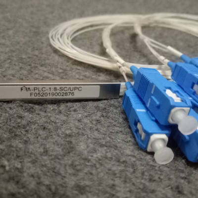 Bộ chia quang PLC 1X8 Mini type SC/UPC - Hàng Chính Hãng